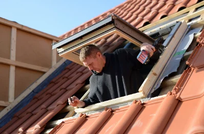 Pose de fenêtres de toit Velux à Saint-Laurent-l'Abbaye